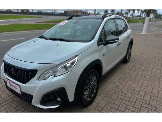 PEUGEOT 2008 1.6 16V THP FLEX GRIFFE 4P AUTOMÁTICO PEUGEOT 2008 1.6 16V THP FLEX GRIFFE 4P AUTOMÁTICO